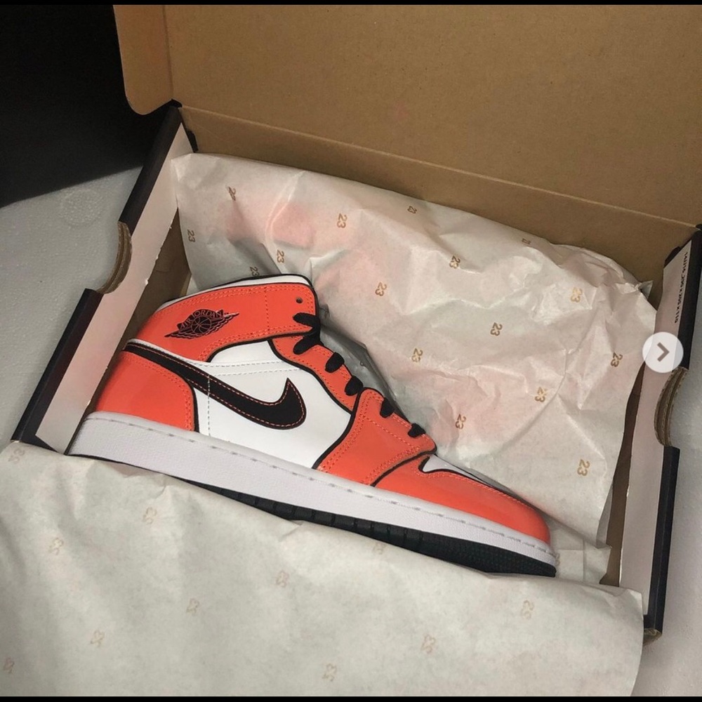 Jordan 1 low